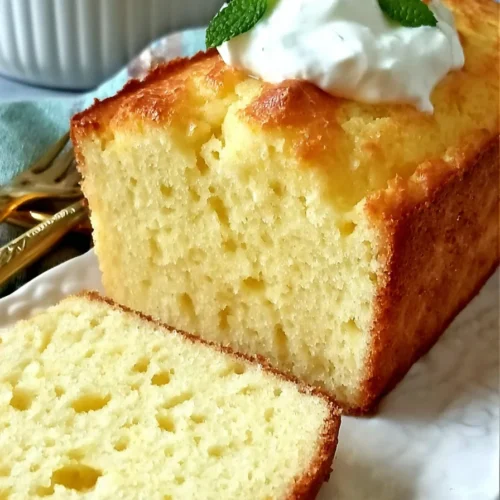 140 Calorie Sugar Free Yogurt Cake (16g Protein!)