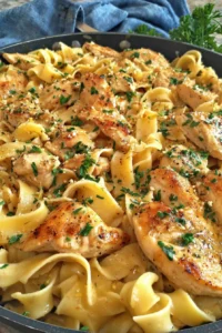 Chicken Buttered Noodles – Simple, Comforting & Kid-Friendly