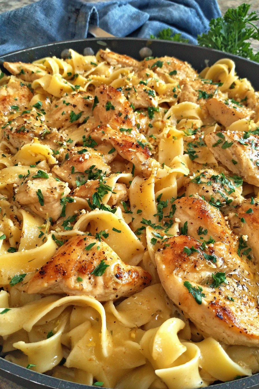 Chicken Buttered Noodles – Simple, Comforting & Kid-Friendly