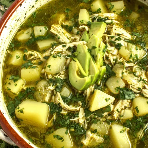 Easy Pozole Verde de Pollo Mexicano Recipe